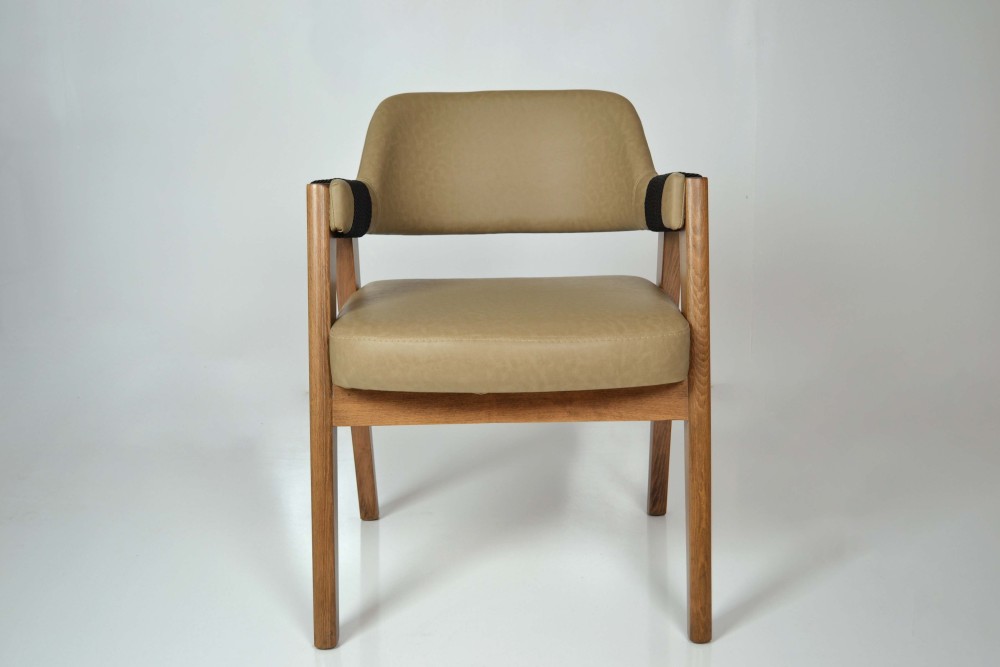 Artemis Chair
