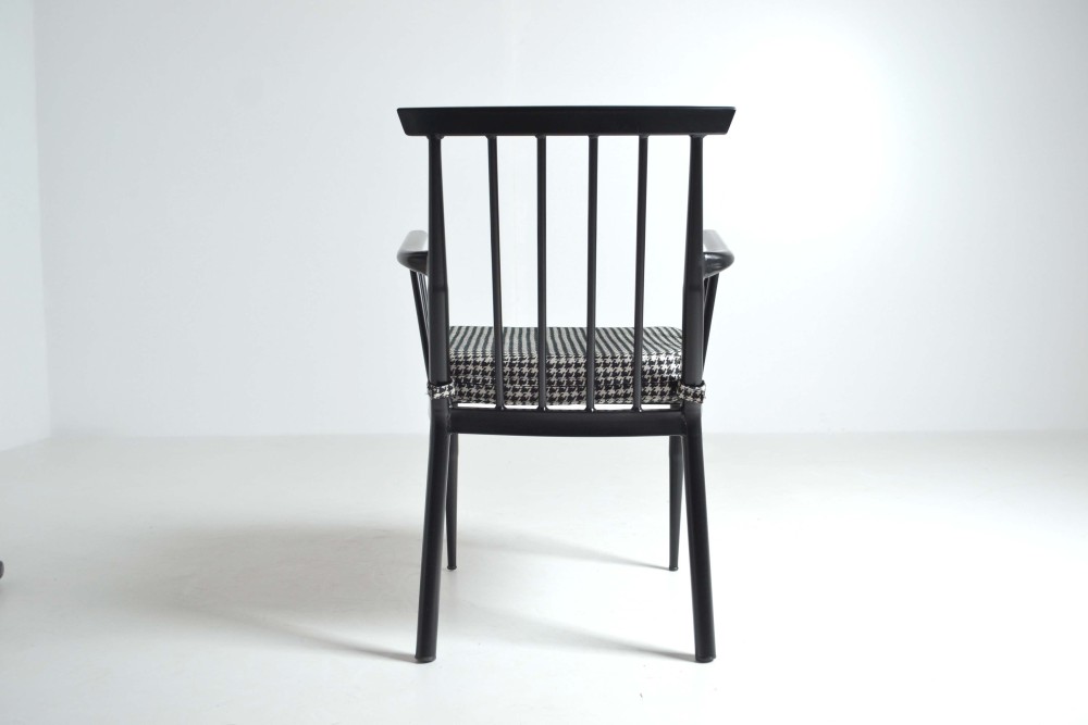 Hermes Chair